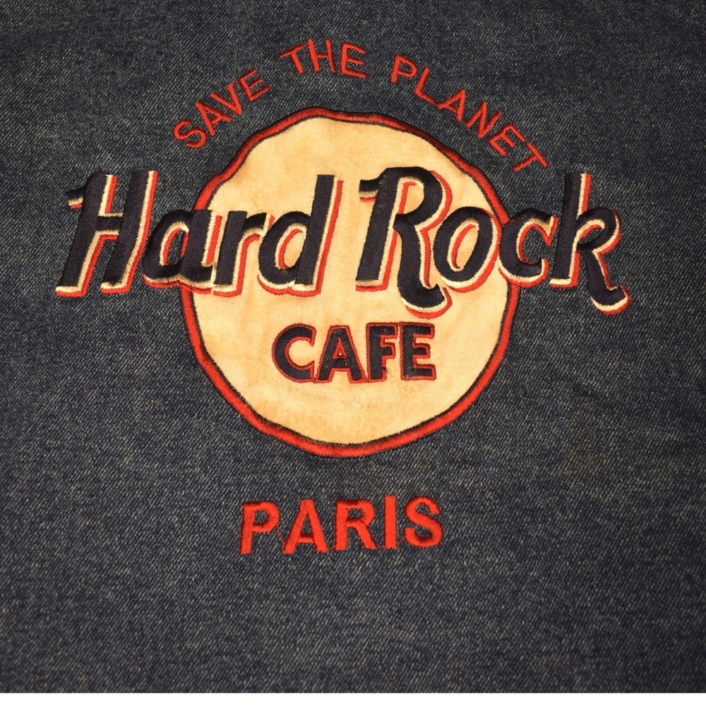 Hard Rock Cafe Paris Denim Trucker Jacket Mens Large Blue Embroidered Logo Vtg